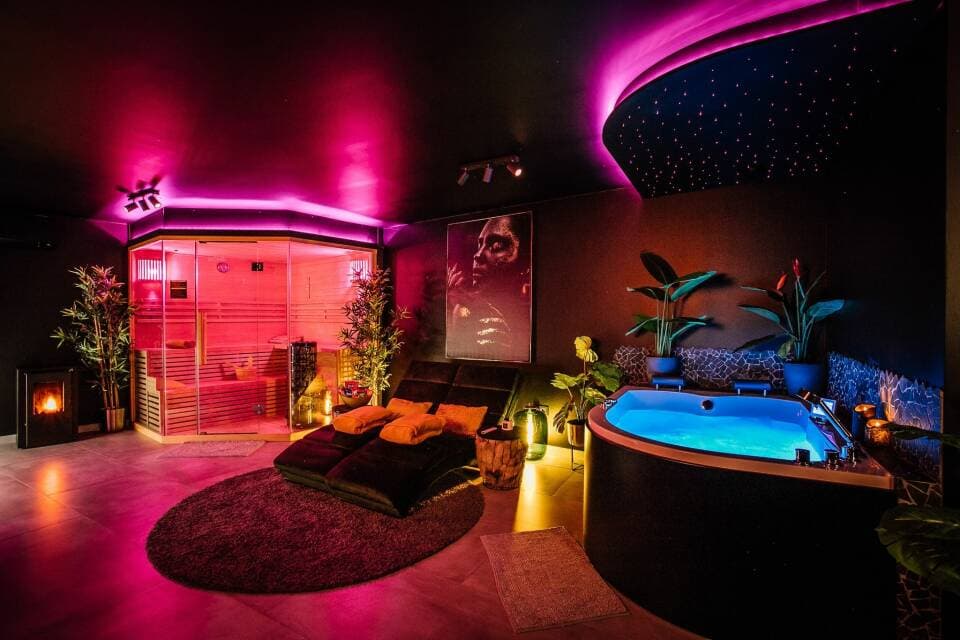 Luxe Privé Sauna met Jacuzzi