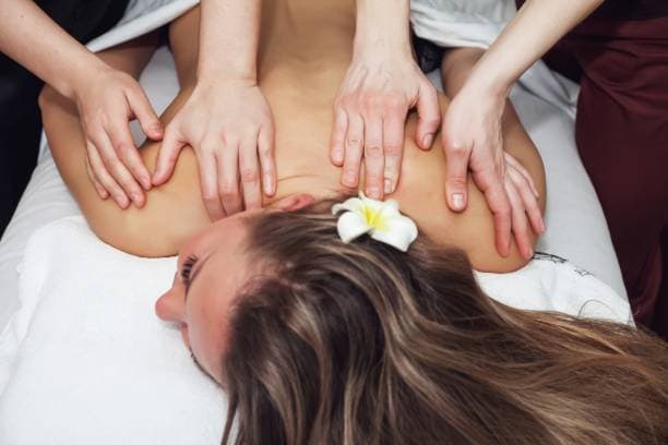 4 handen massage